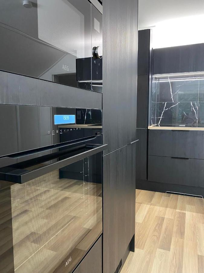 Luxury - Sauna With Star Lights - Wifi&Parking Apartment Rovaniemi Bagian luar foto